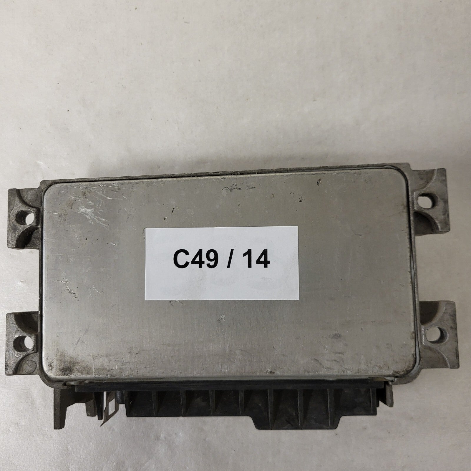 LANCIA Y 1.2 ECU / IAW 16F.ET / 46524188 / 61602.108.00 / MAGNETI MARELLI 