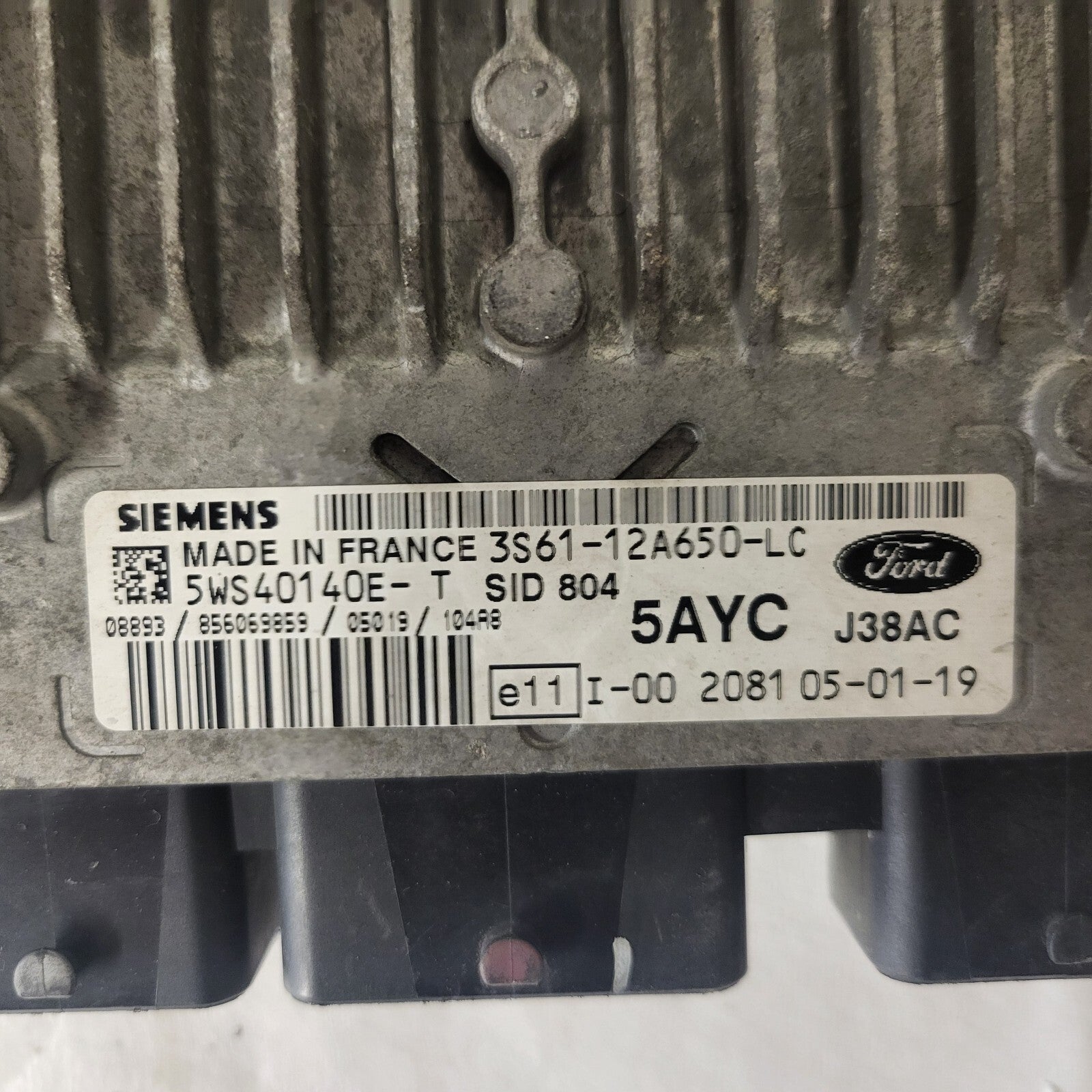 FORD FIESTA ECU / 3S61-12A650-LC / 5WS40140E-T / 5AYC / SID804 / J38A SIEMENS