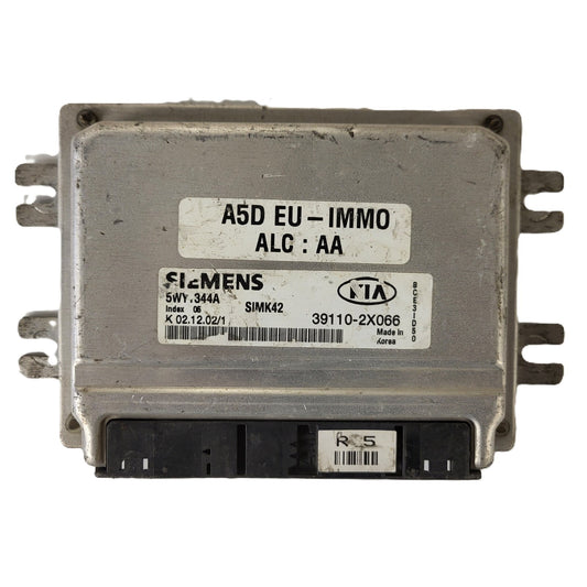 Kia Rio ECU / 39110-2X066 / 5WY1344A / SIMK42 / SIEMENS