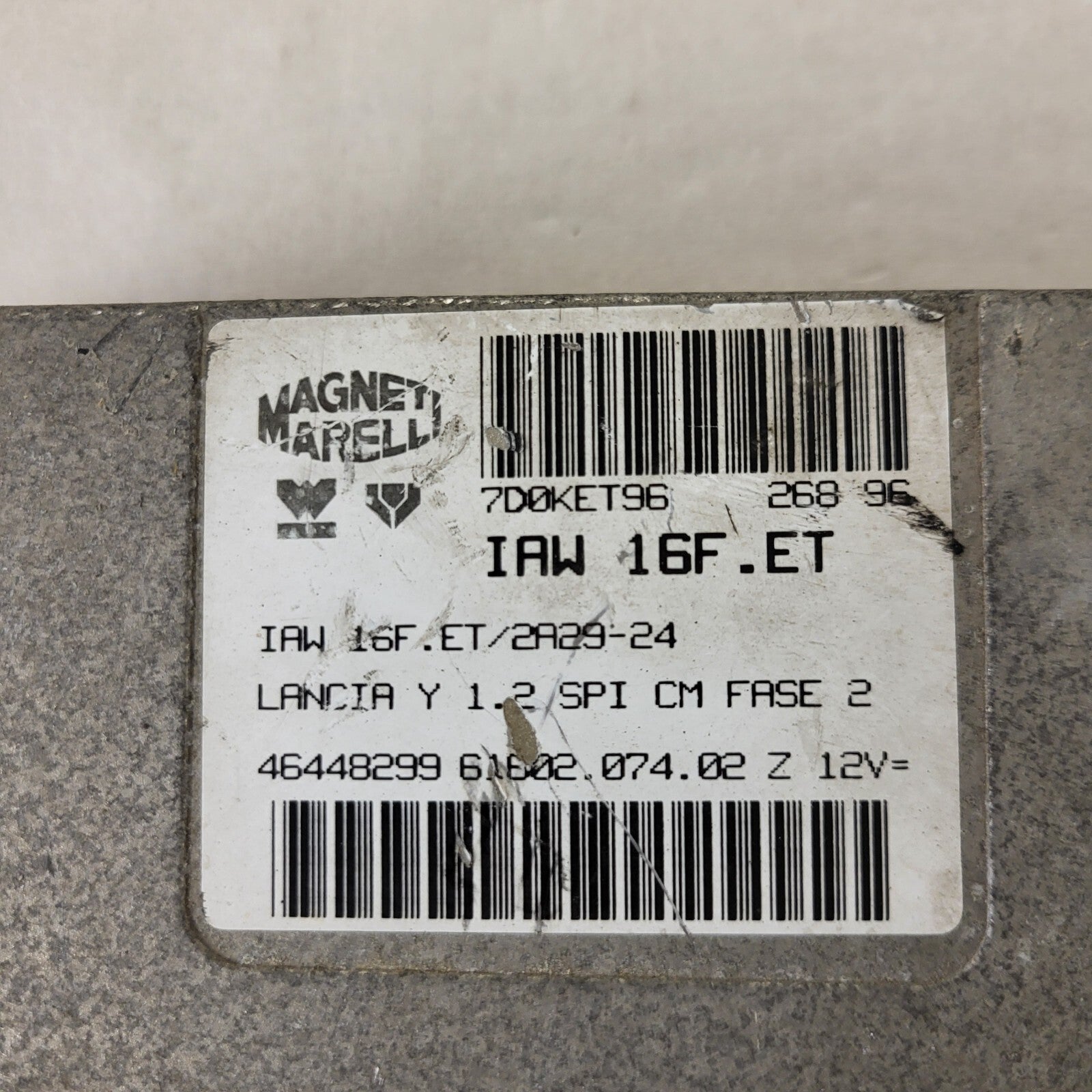 LANCIA Y 1.2 ECU / IAW 16F.ET / 46524188 / 61602.108.00 / MAGNETI MARELLI 