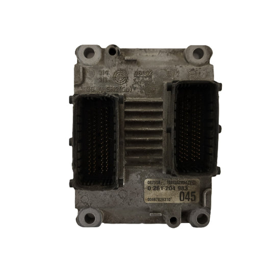 FIAT PUNTO ECU / 0261204983 / 1037352994 / 00467826310 / BOSCH