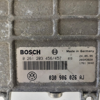 VW ECU / 0261203456/457 / 030906026AJ / BOSCH