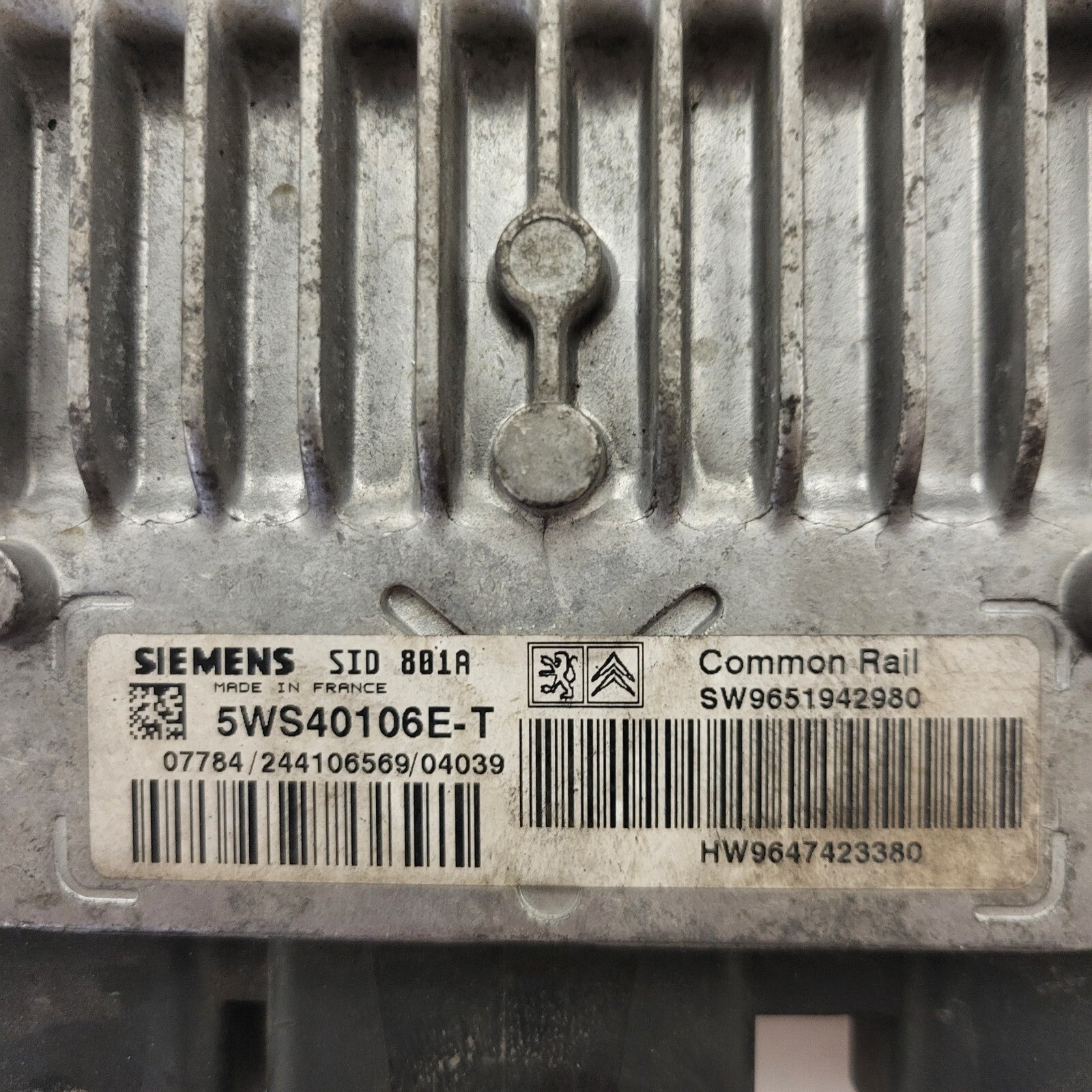 PEUGEOT CITROEN ECU / 5WS40146F-T / SW9657544780 / HW9647423380 / SID801A / SIEM