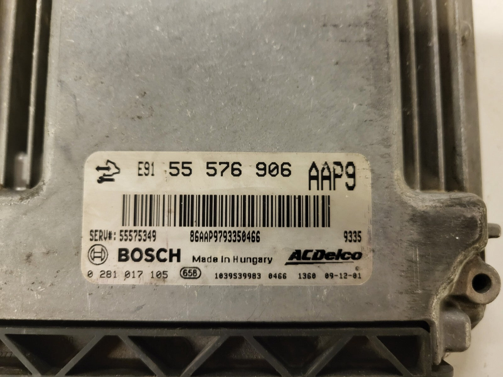 OPEL INSIGNIA A ECU / 0281017105 / 55576906 / 55575349 / AAP9 / ACDELCO