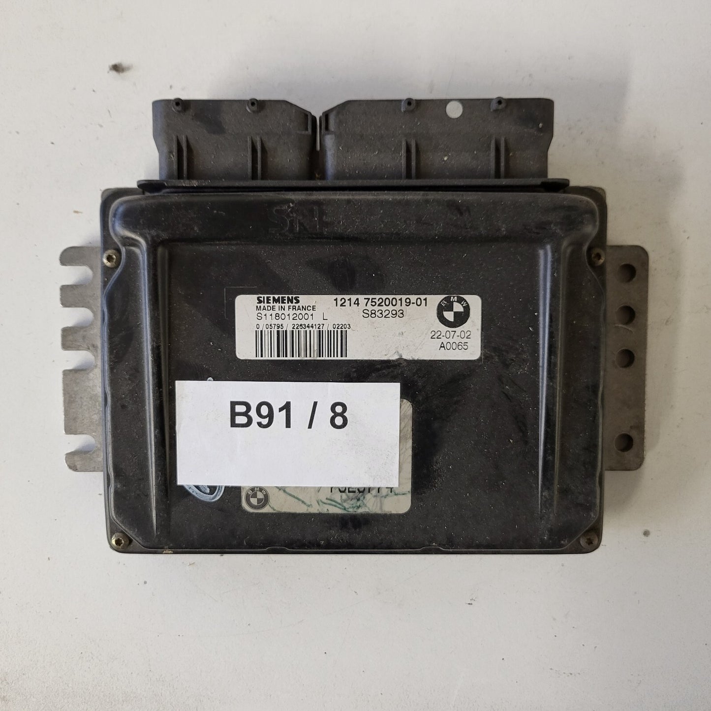 MINI COOPER 1.6 ECU / S118012001L / 1214752001901 / SIEMENS