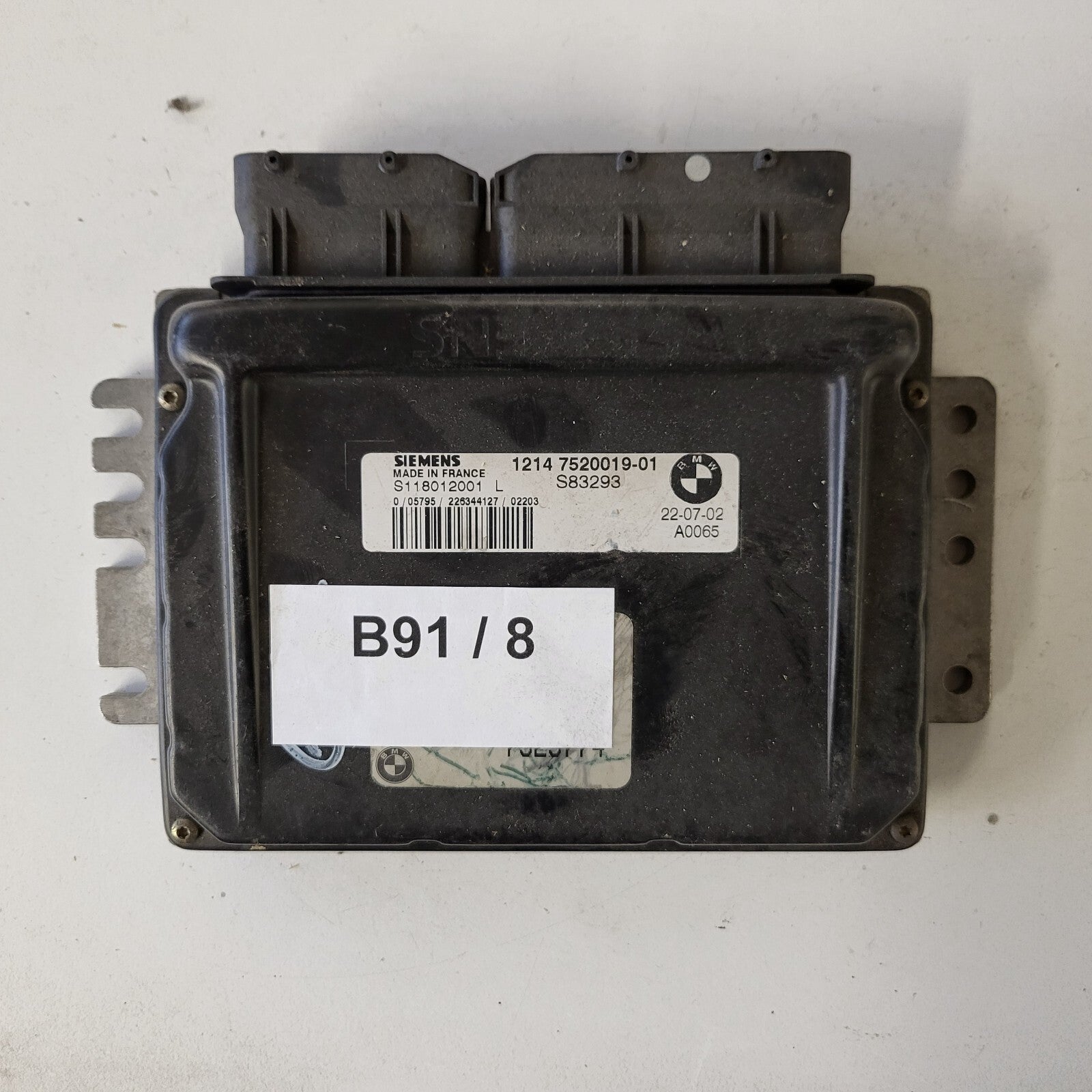 MINI COOPER 1.6 ECU / S118012001L / 1214752001901 / SIEMENS