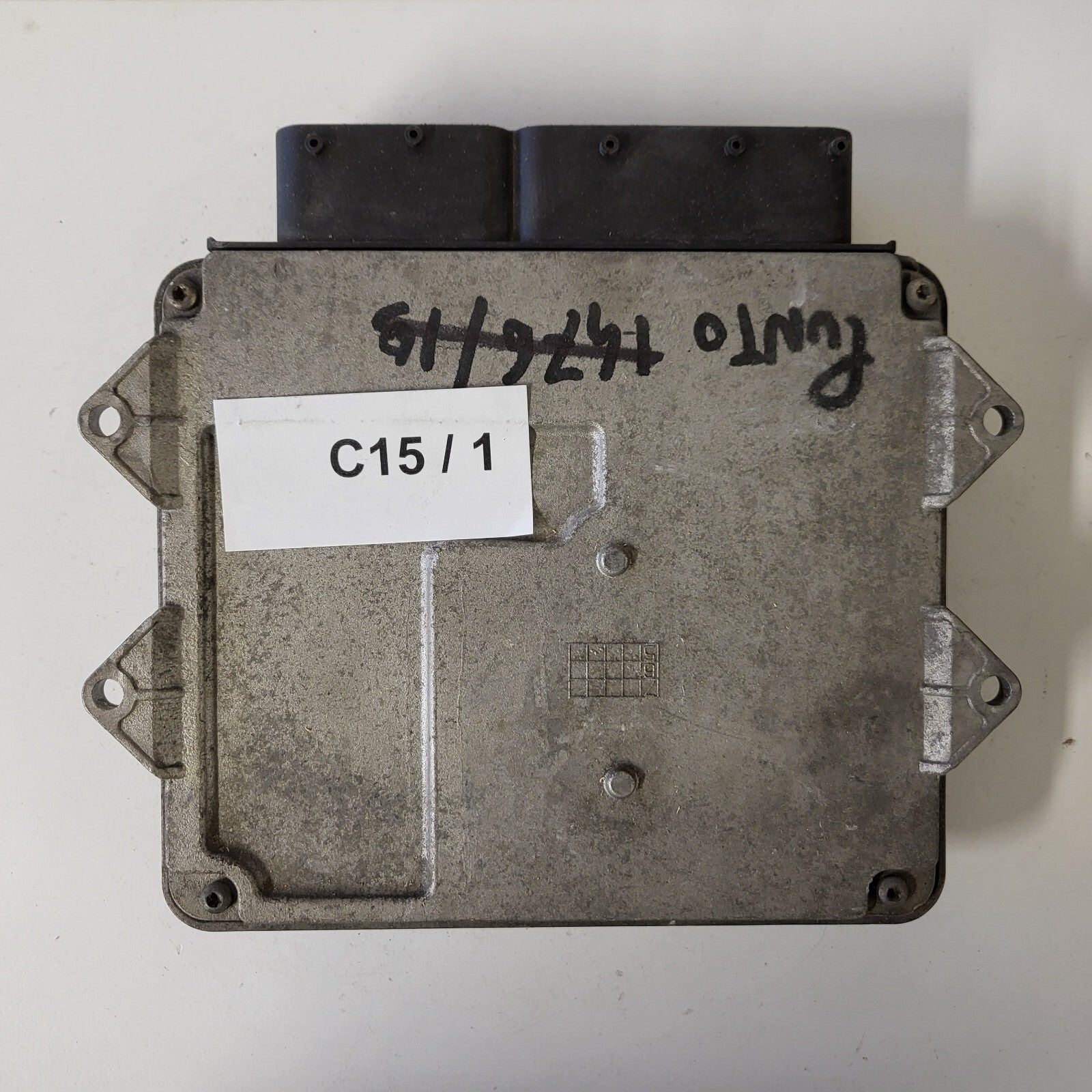 FIAT PUNTO ECU / MJD 6JF.P3 / 55195817 / HW1BM / 71600.053.00 / MAGNETI MARELLI