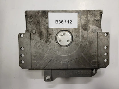 Peugeot Citroen ECU / 0261204788 / 9631528780 / BOSCH