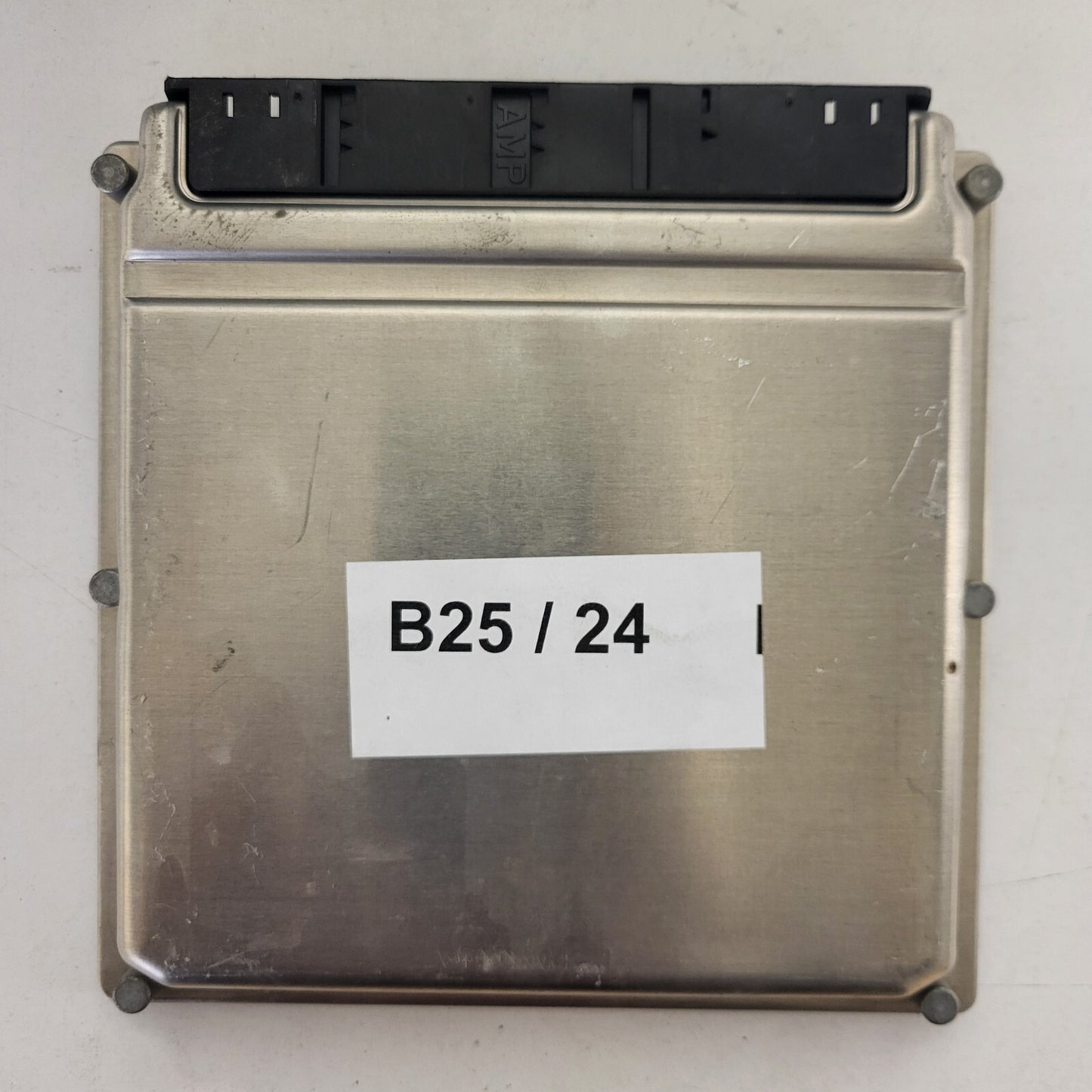 MERCEDES ECU / A0001537079 / 0281011006 / BOSCH