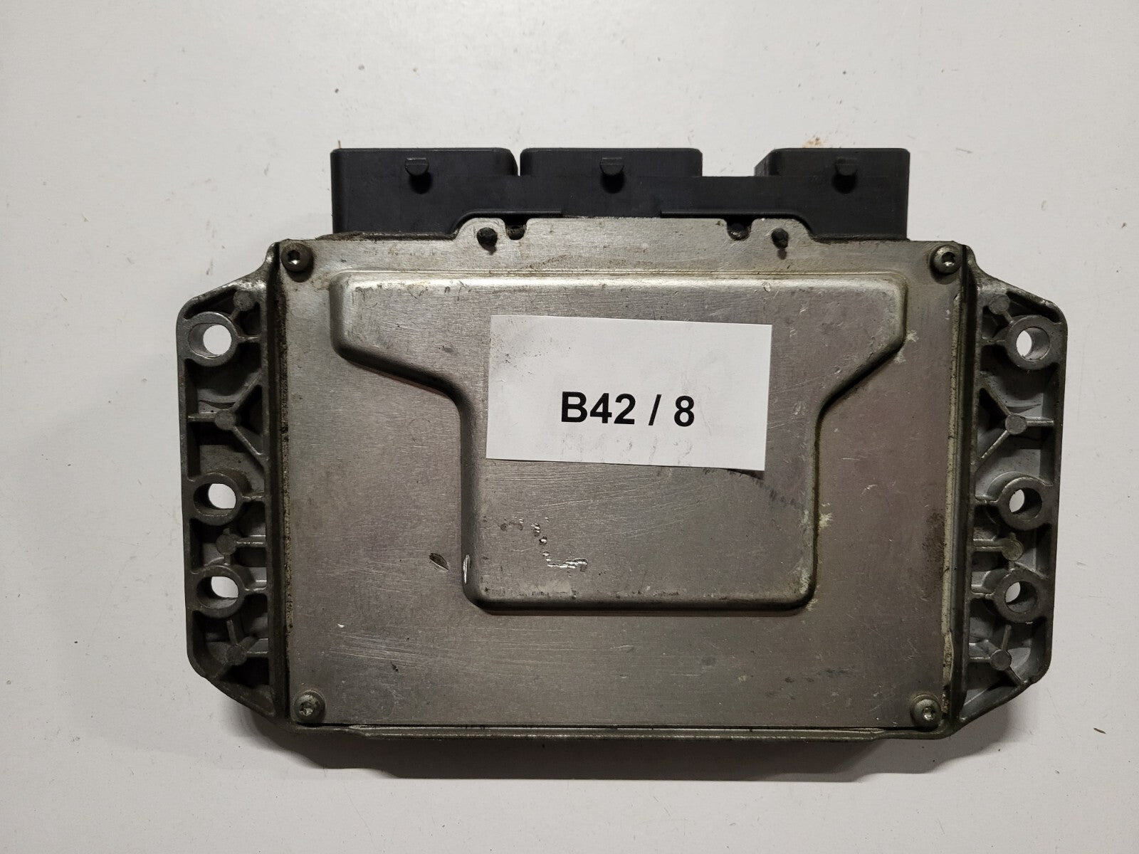 Renault S3000 ECU / 21585470-4A / 8200387138 / 8200528372