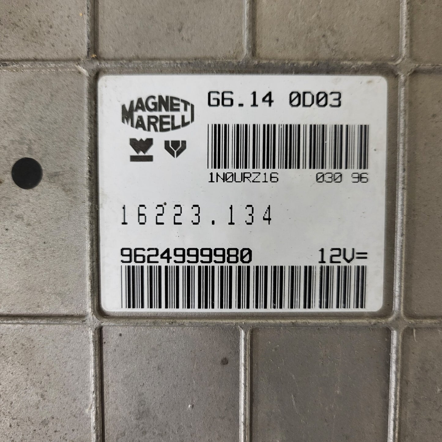 PEUGEOT 306 1.4 ECU / G6.14 0D03 / 9624999980 / MAGNETI MARELLI 