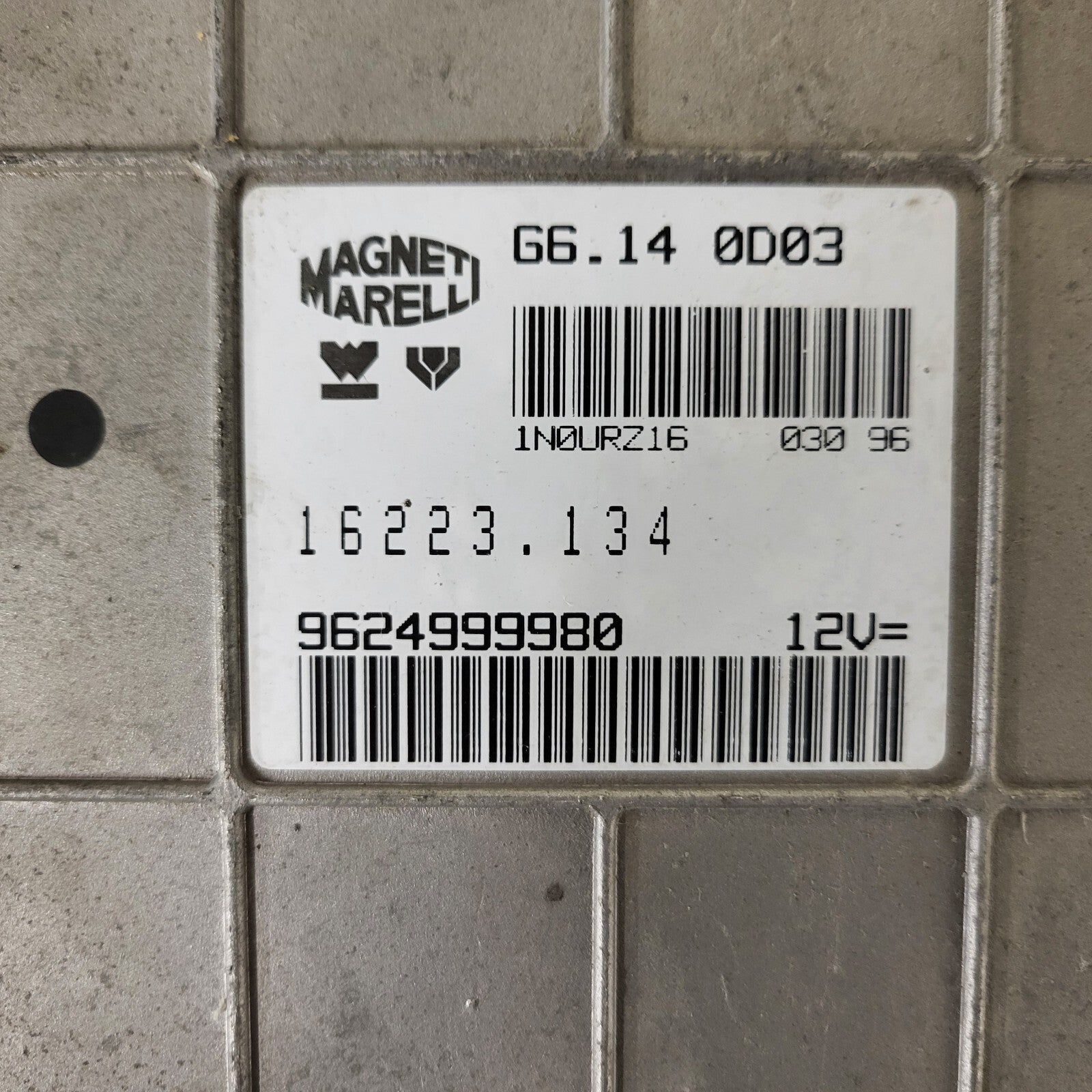 PEUGEOT 306 1.4 ECU / G6.14 0D03 / 9624999980 / MAGNETI MARELLI 