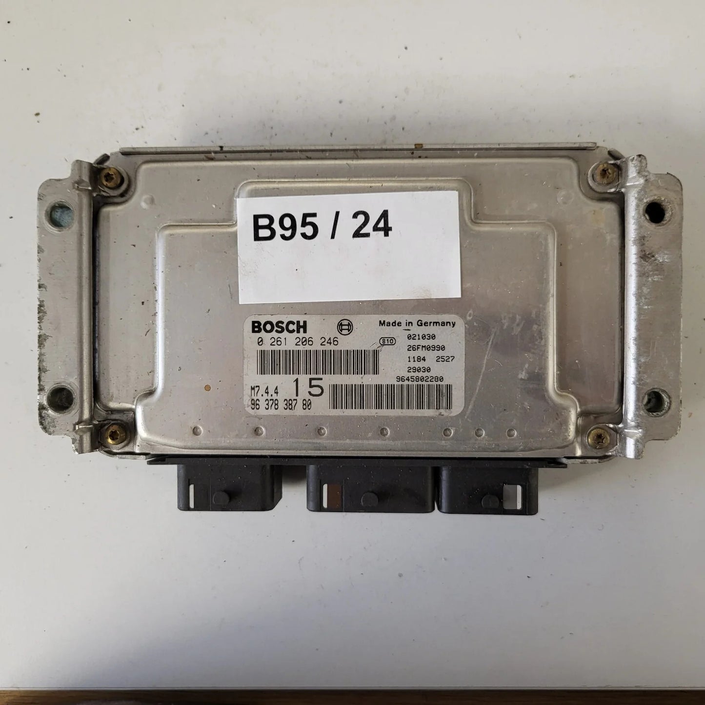 Peugeot Citroen ECU / 0261206246 / M7.4.4 / 9637838780 / BOSCH