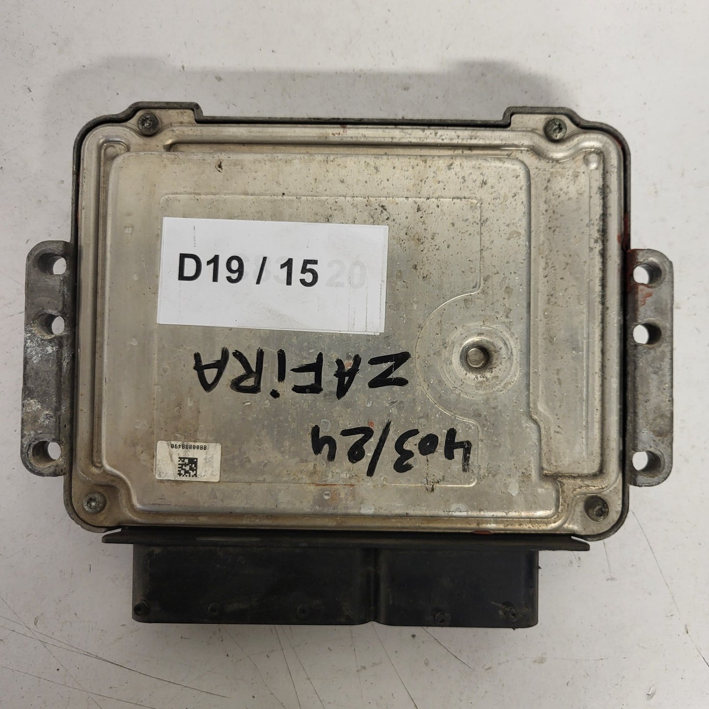OPEL ZAFIRA ECU / 0281013593 / 55205621 / BOSCH