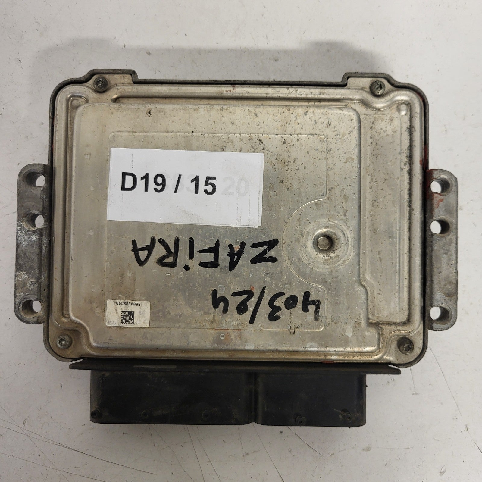 OPEL ZAFIRA ECU / 0281013593 / 55205621 / BOSCH