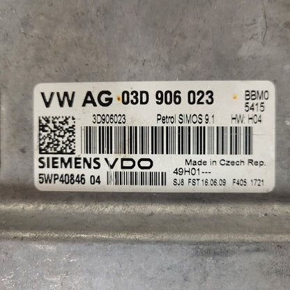 ECU / 03D906023 / 5WP40846 04 / SIMOS 9.1 / 3D906023 / SIEMENS