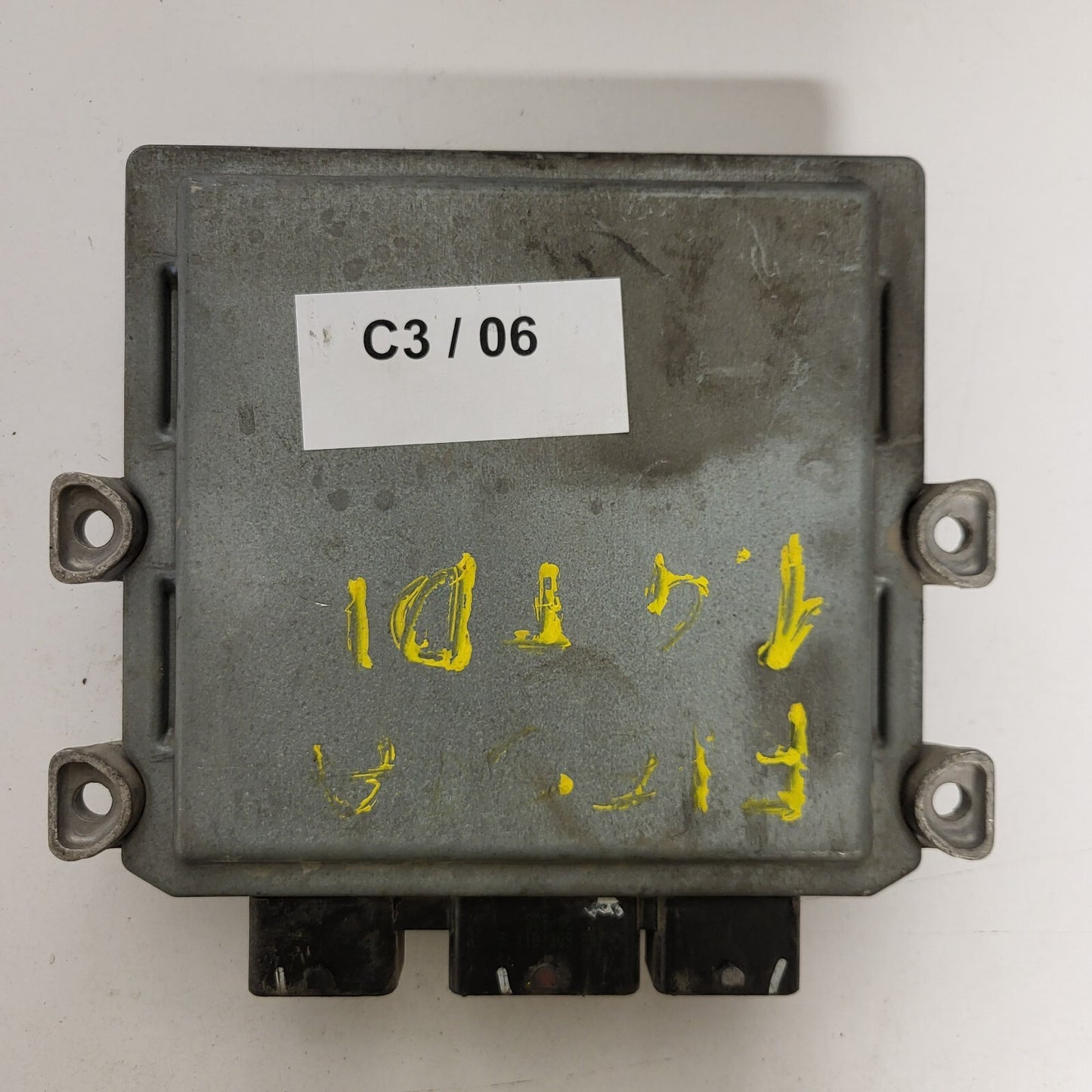 FORD FIESTA ECU / 7S61-12A650-AA / 5WS40433A-T / 2CLA / SID804 / J38AC SIEMENS