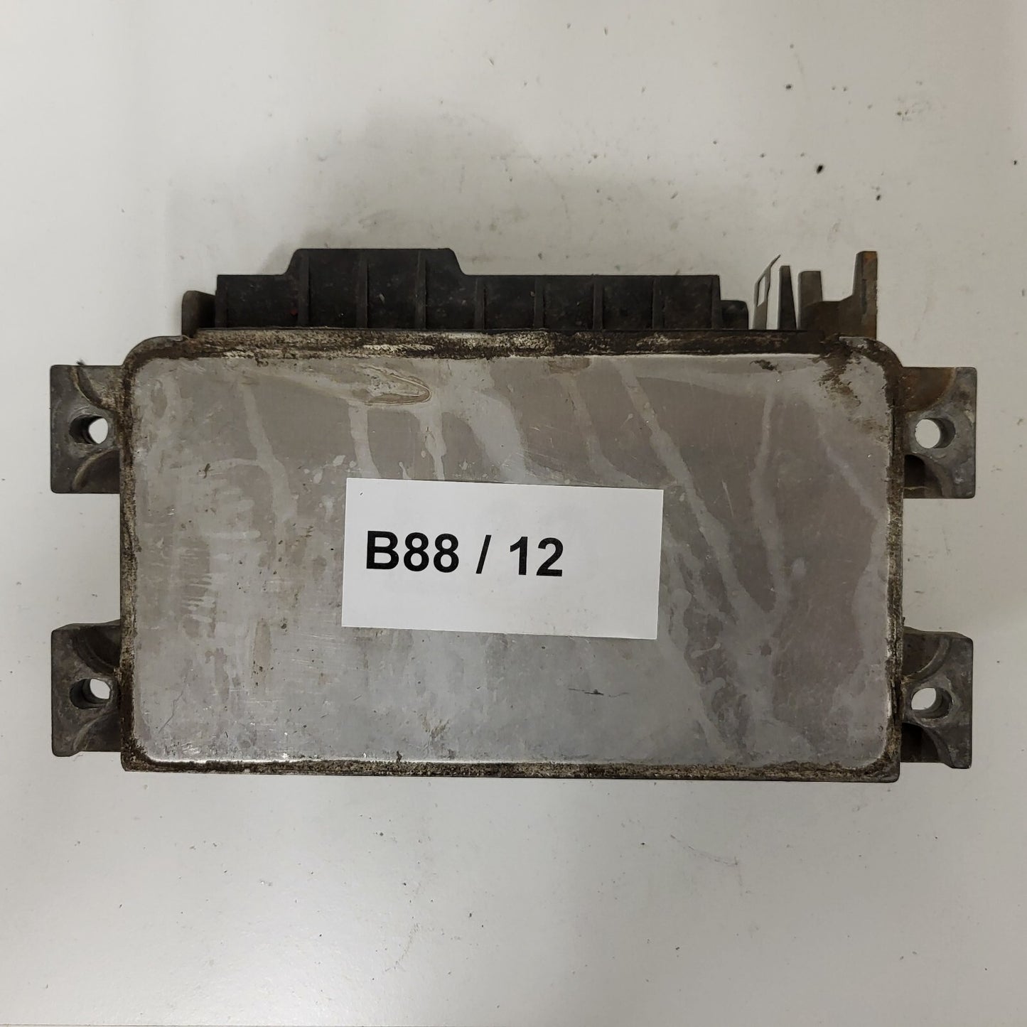 Fiat Punto 1.2 ECU / 46456797 / IAW 16F.E3 / 61602.075.03 / MAGNETI MARELLI 