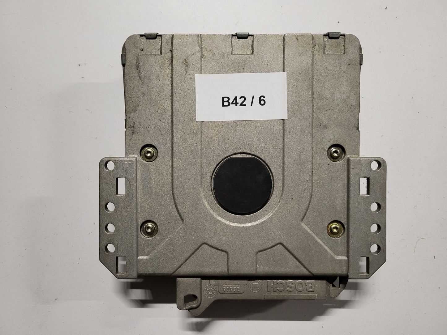 Peugeot ECU / 0261200664 / 9615045880 / BOSCH
