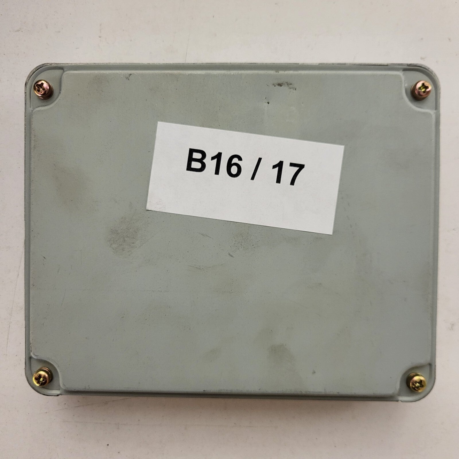MAZDA PREMACY ECU / 275800-5922 / RF4W / RF4W18881C / DENSO