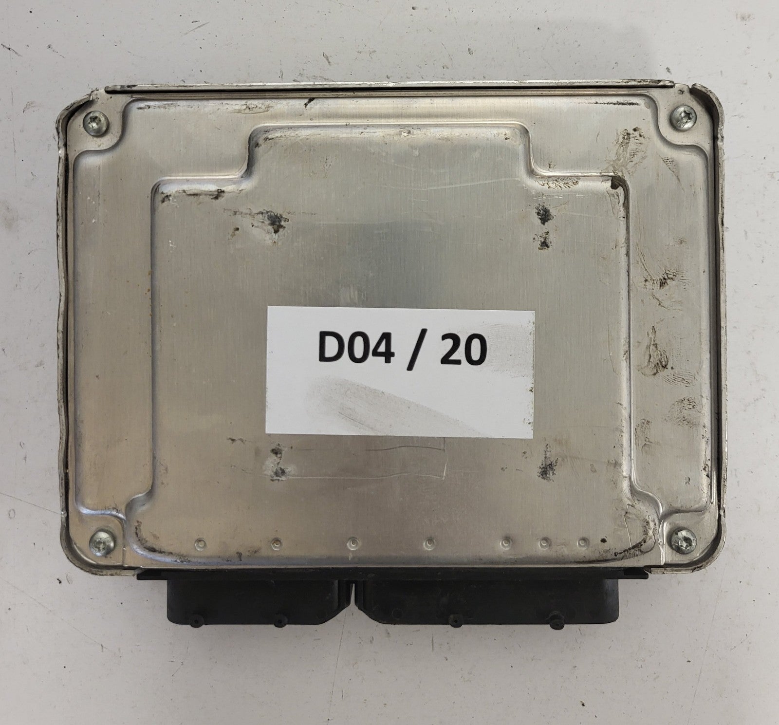 AUDI A4 ECU / 038906019LJ / 0281011222 / EDC15P+ / BOSCH