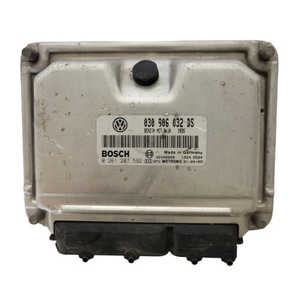 VW ECU / 030906032DS / 0261207592 / ME7.5.10 / BOSCH