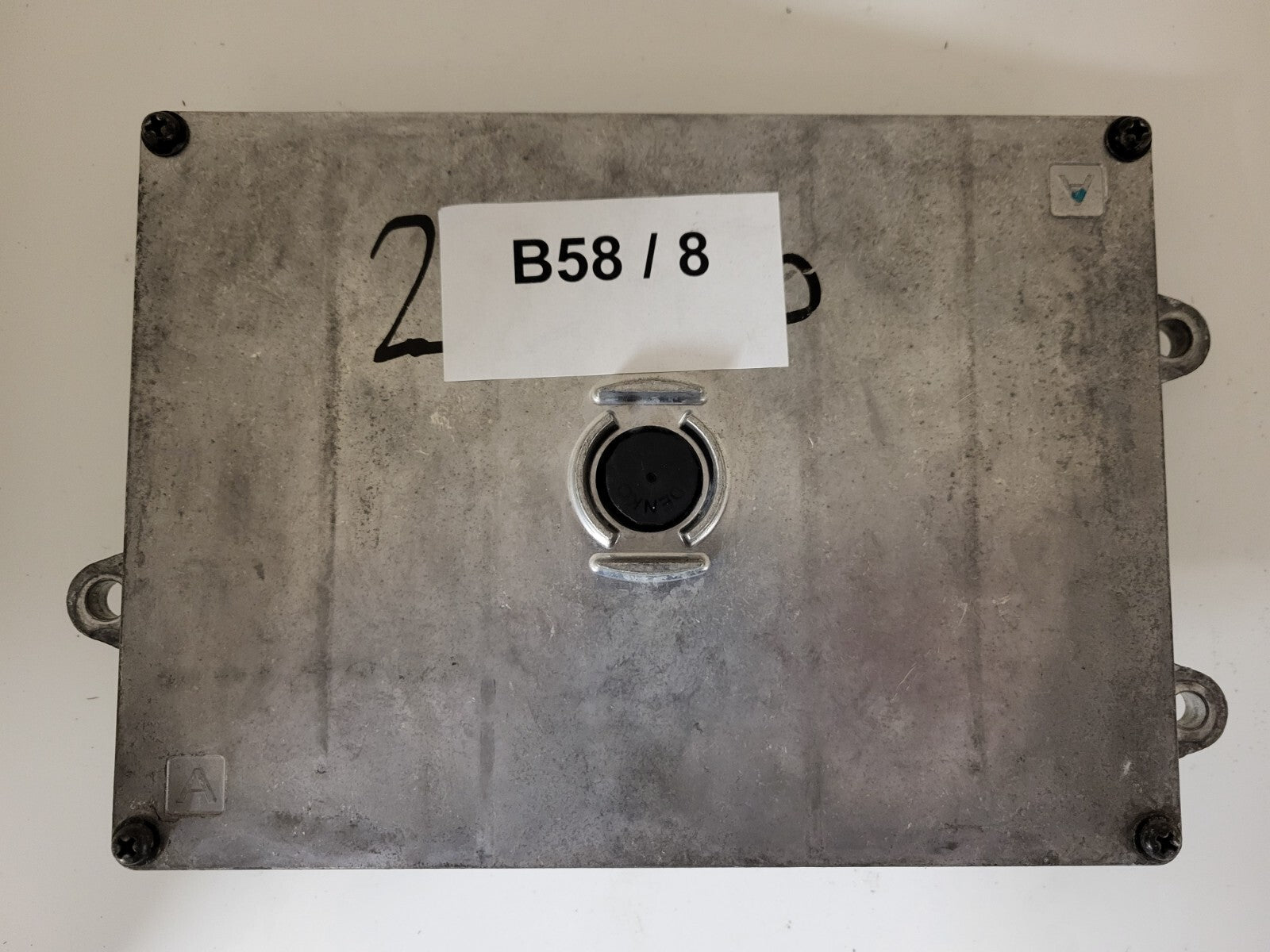 Honda Civic ECU / 37820-RSH-G12 / 8206-572 / KEIHIN