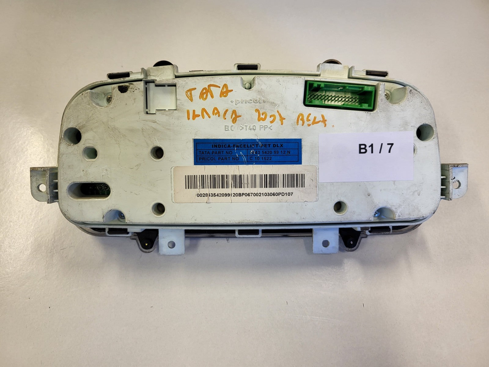 TATA INDICA 1.4 QUADRO STRUMENTI CONTACHILOMETRI TACHIMETRO 284354209912N