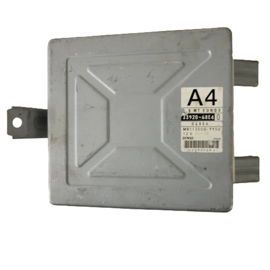 SUZUKI SWIFT ECU / 33920-68E4 / MB112000-9950 / A4 / DENSO