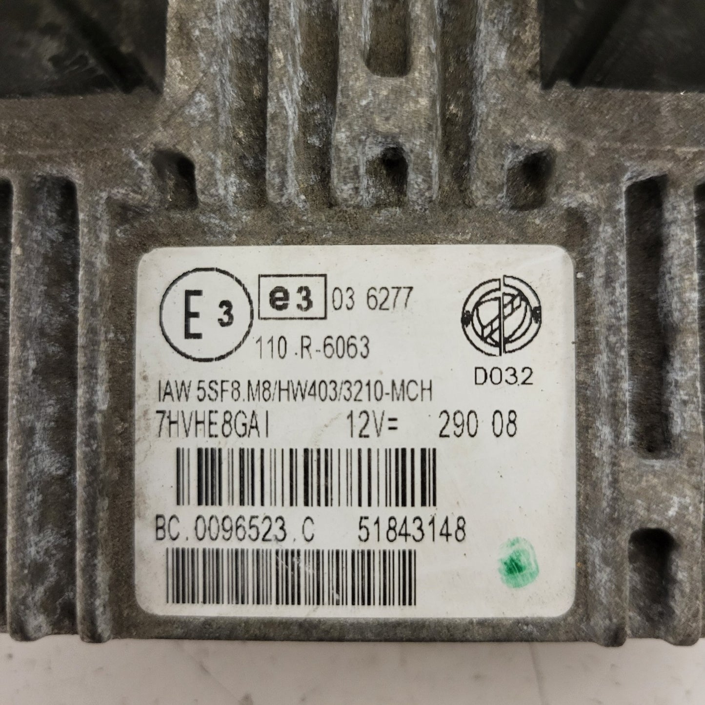 FIAT GRANDE PUNTO ECU / 51843148 / IAW 5SF8.M8 /  IAW5SF8.M8 / HW403 / 