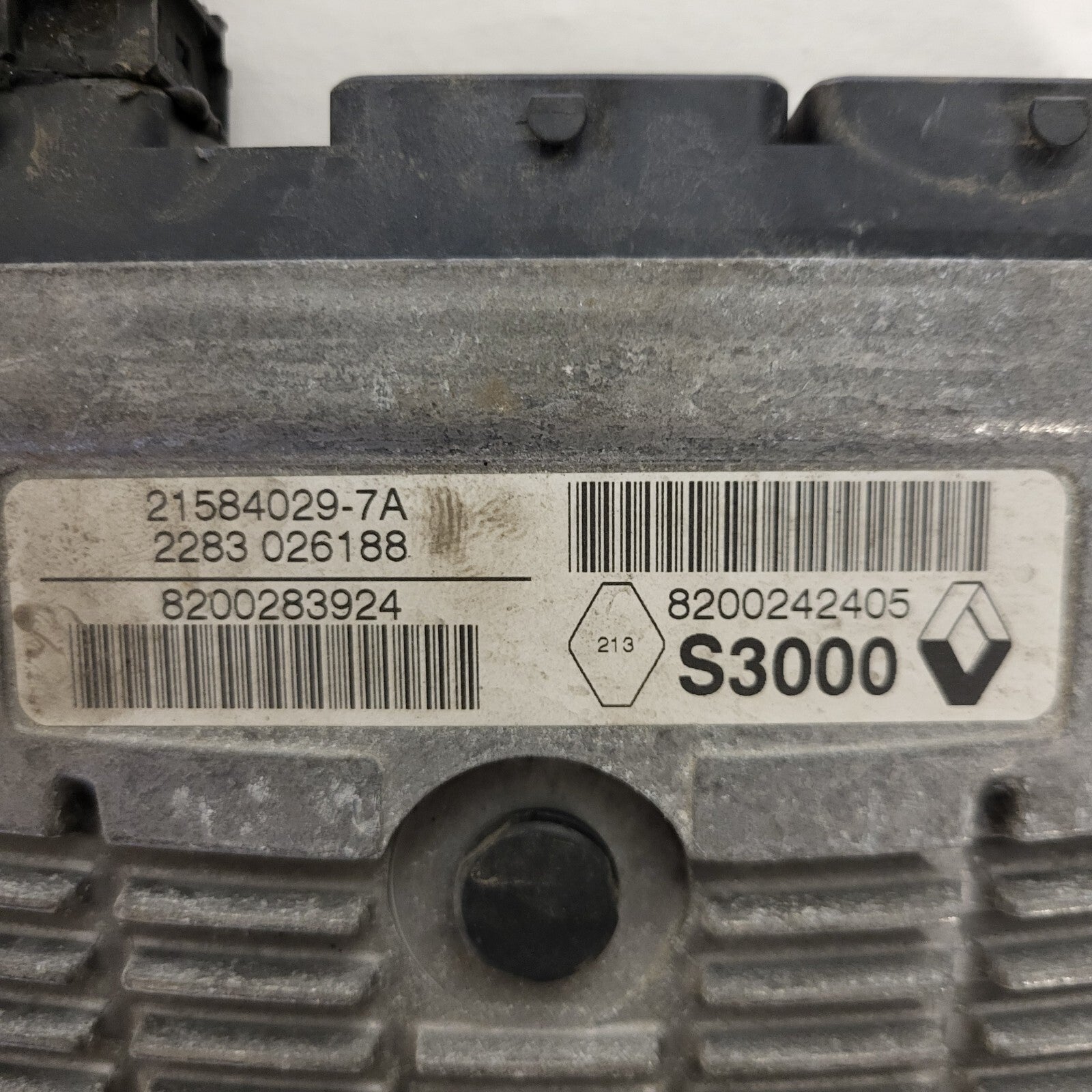Renault Megane 1.6 16V ECU / 21584029-7A / 8200242405 / 8200283924 / S3000