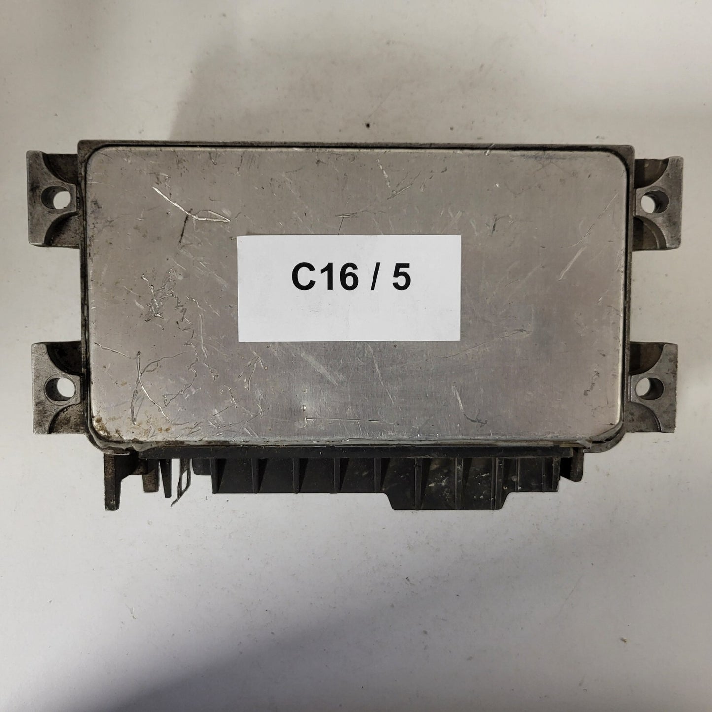 Fiat Punto 1.2 ECU / 46524186 / IAW 16F.E3 / 61602.106.00 / MAGNETI MARELLI