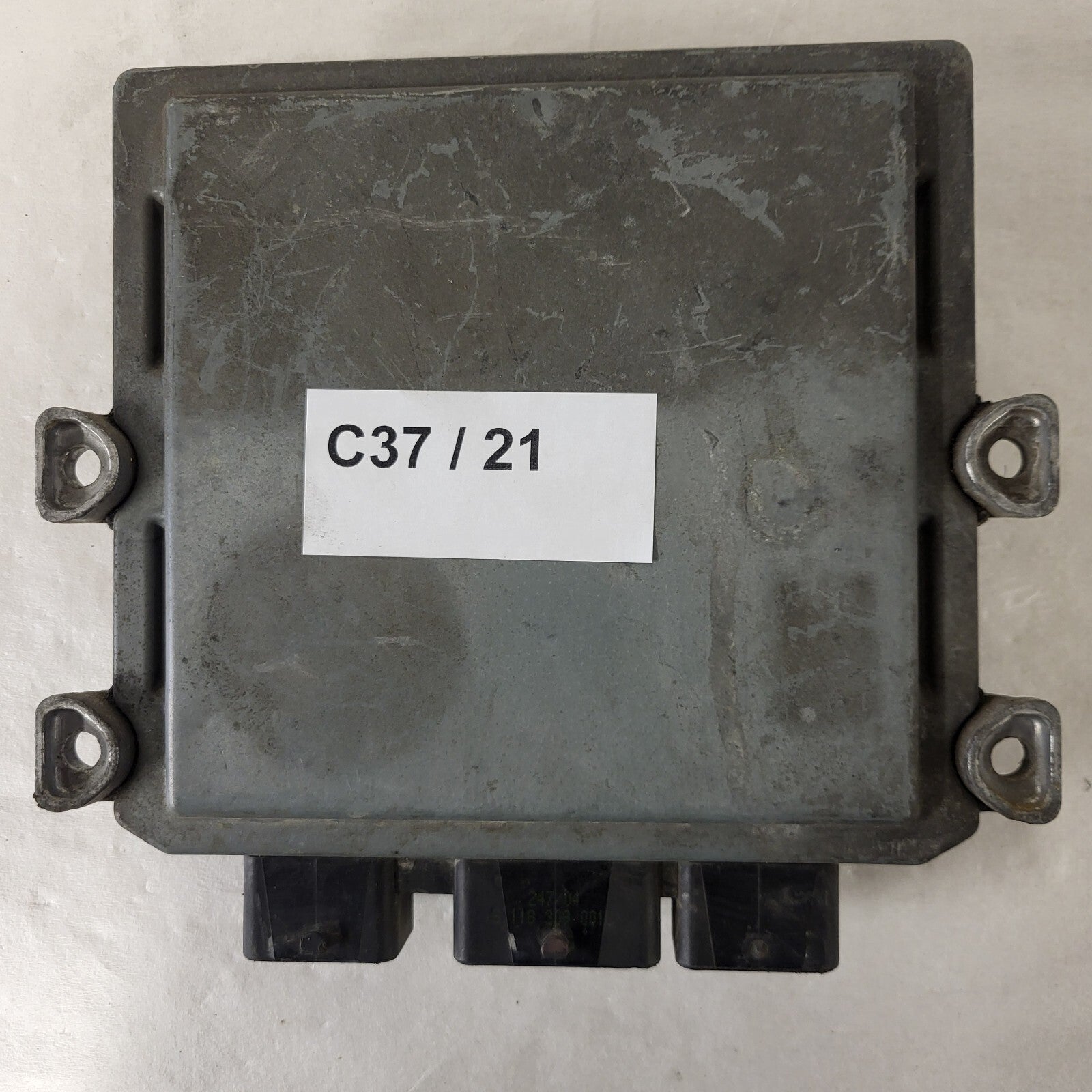 FORD FIESTA ECU / 3S61-12A650-LC / 5WS40140E-T / 5AYC / SID804 / J38A SIEMENS