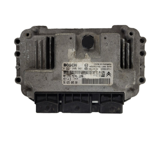 Peugeot 206 ECU / 0261208901 / 9662560580 / ME7.4.5 / 7.4.5 / BOSCH