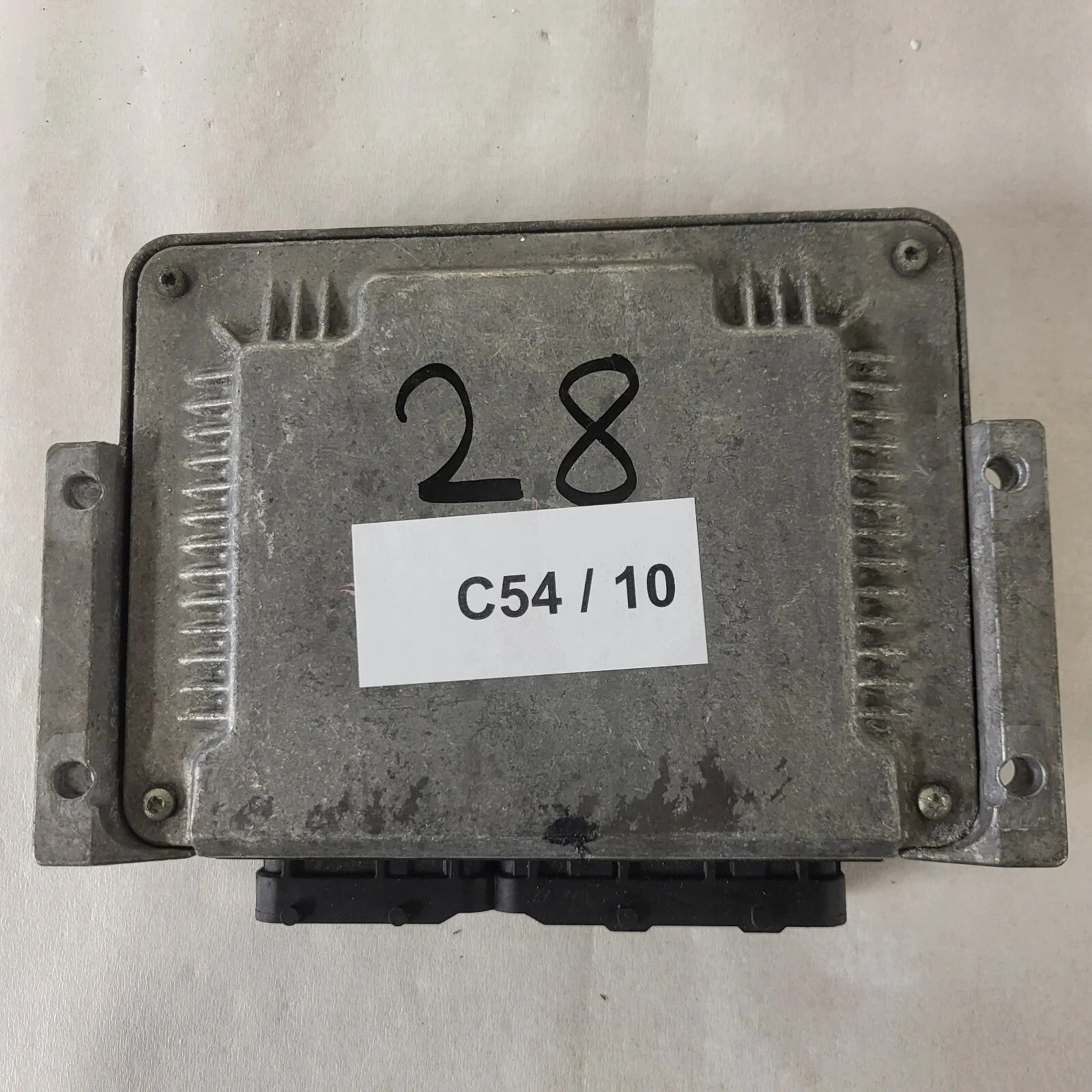 FIAT STILO 1.9 JTD ECU / 0281011553 / 55191209 / 19247DAA / BOSCH