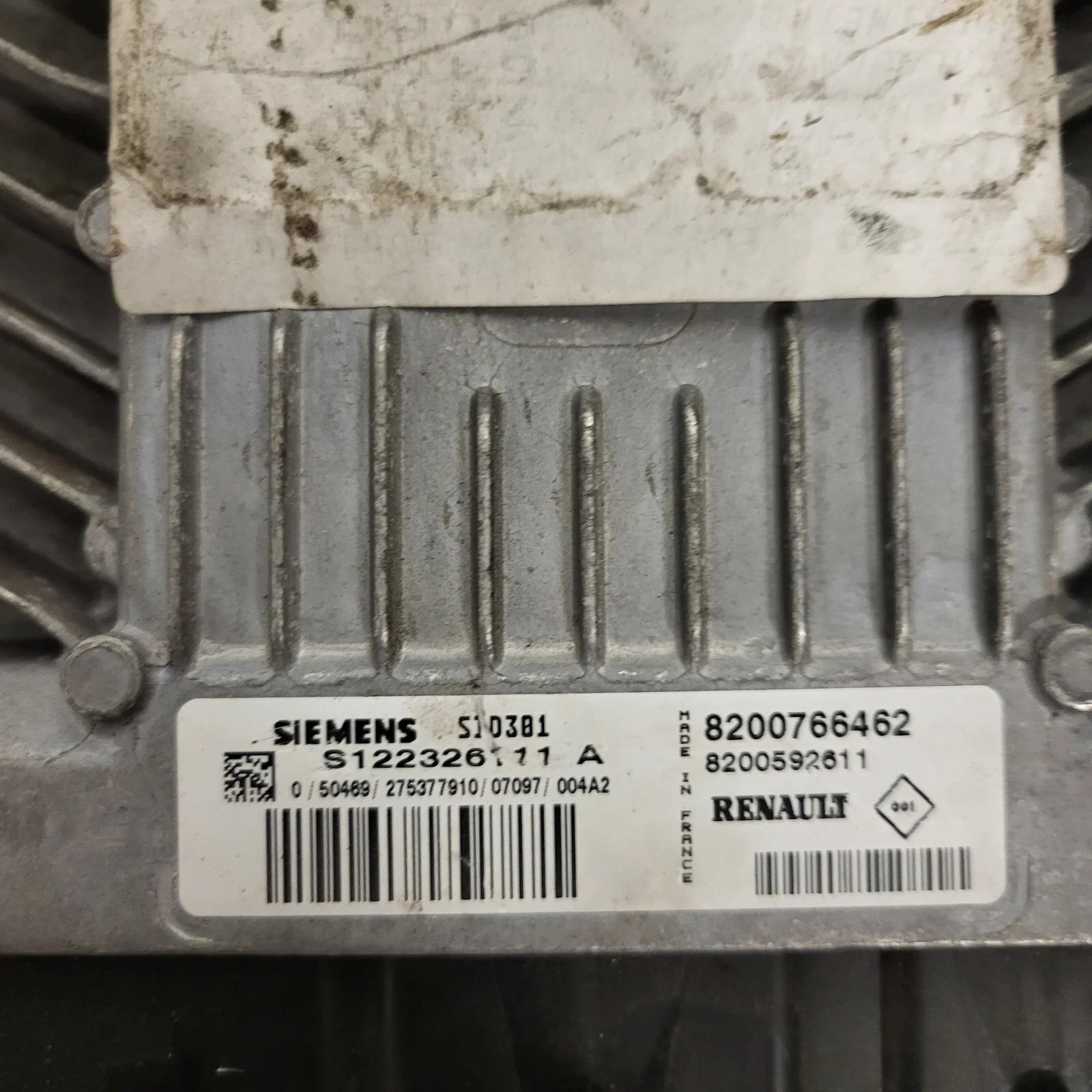 Renault ECU / S122326111A / S122326111 A / 8200766462 /8200592611 / SID301 / SIE