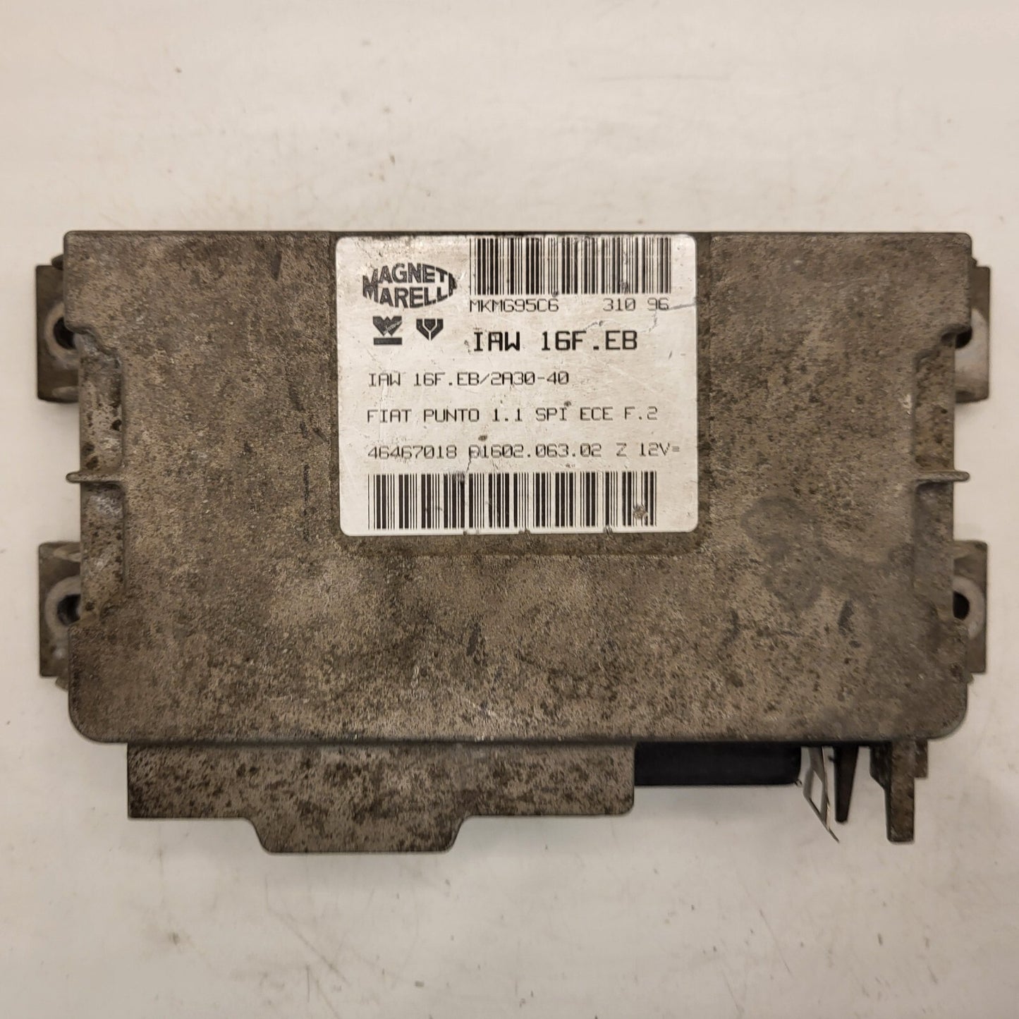 Fiat Punto 1.1 ECU / 46467018 / IAW16F.EB / 61602.063.02 / MAGNETI MARELLI