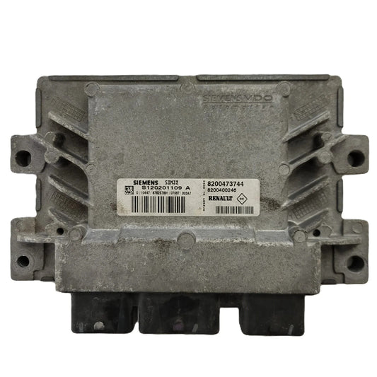 RENAULT ECU / S120201109A / SIM32 / 8200473744 / 8200400246 / SIEMENS