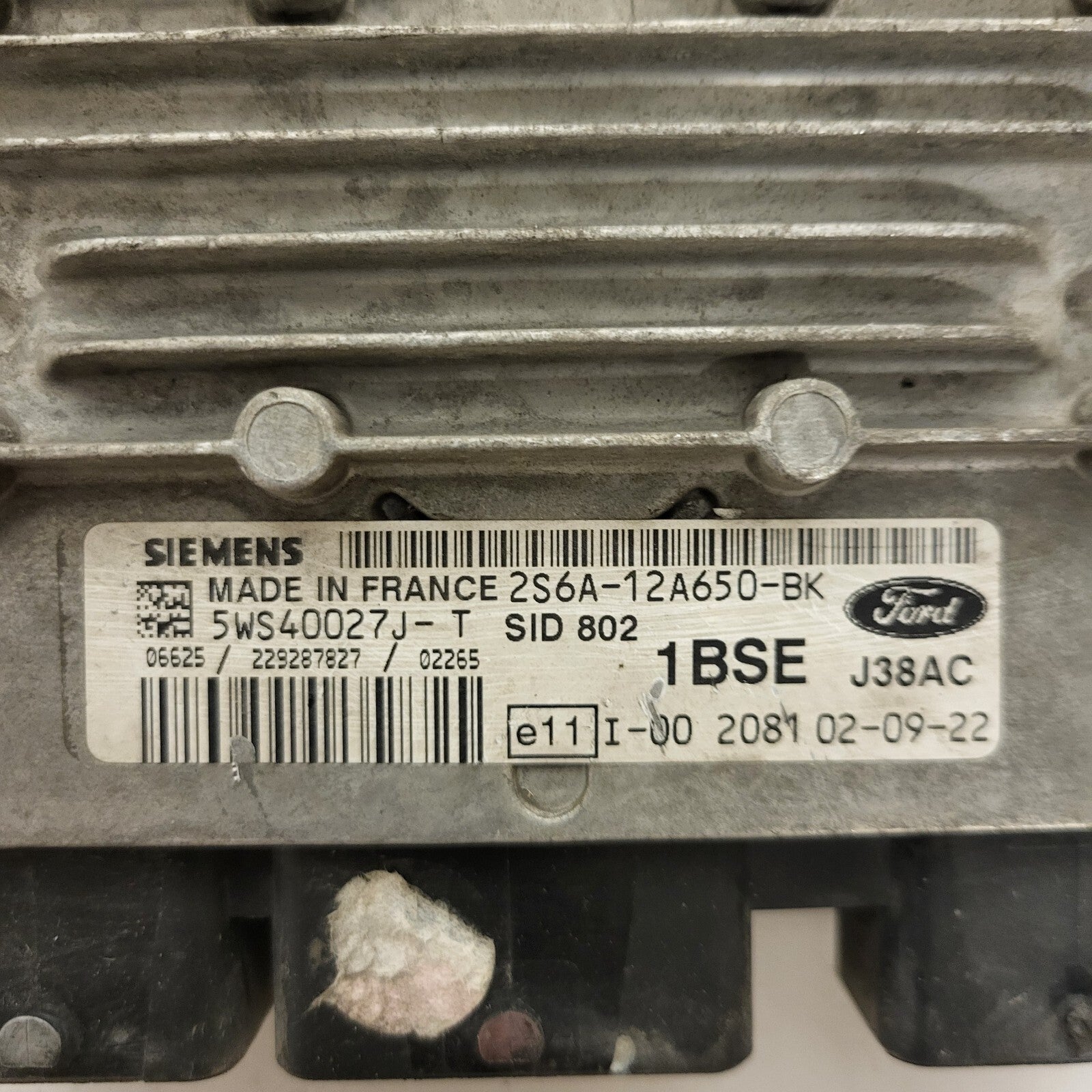 FORD FIESTA ECU / 2S6A-12A650-BK / 5WS40027J-T / SID802 / 1BSE/ J38AC / SIEMENS