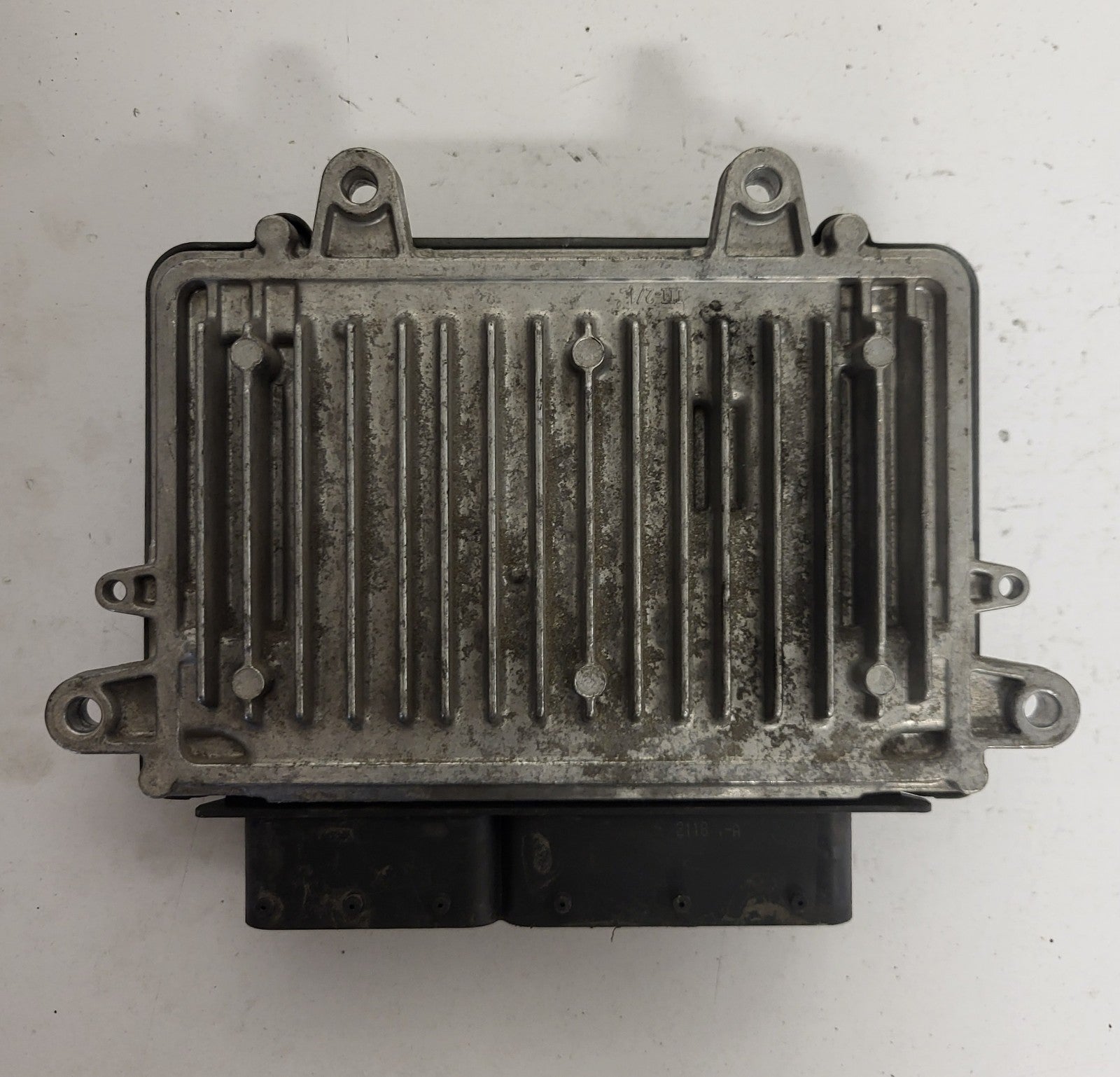 MERCEDES A W169 ECU / 0281015123 / A6401503734 / BOSCH
