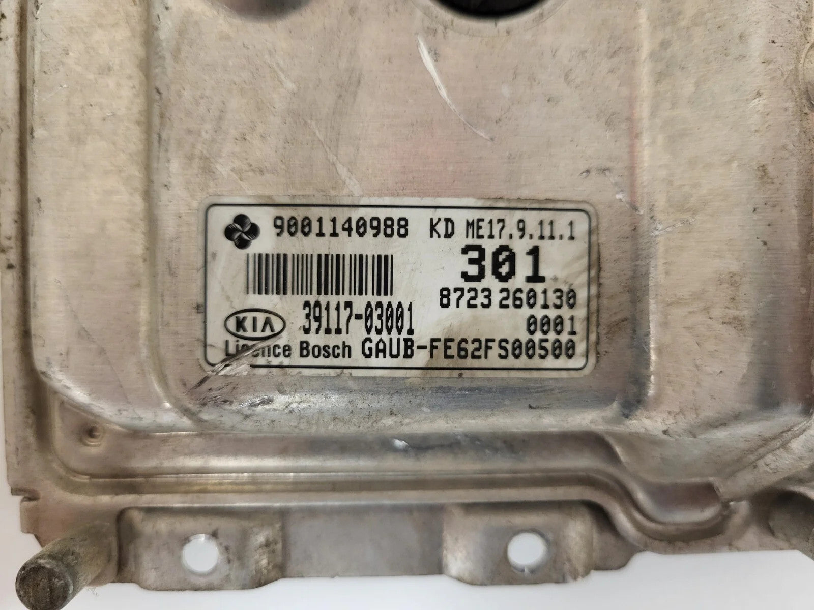 Kia Rio ECU / 9001140988 / 39117-03001 / 1038407767 / ME17.9.11.1