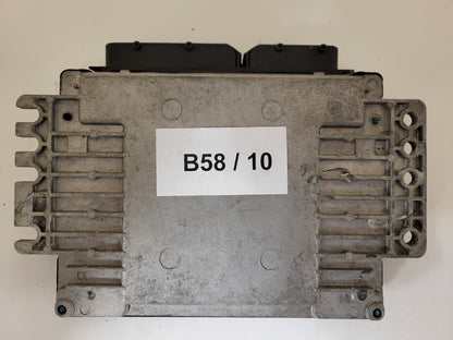 Nissan ECU / MEC37-300 / XW / F2 / HITACHI