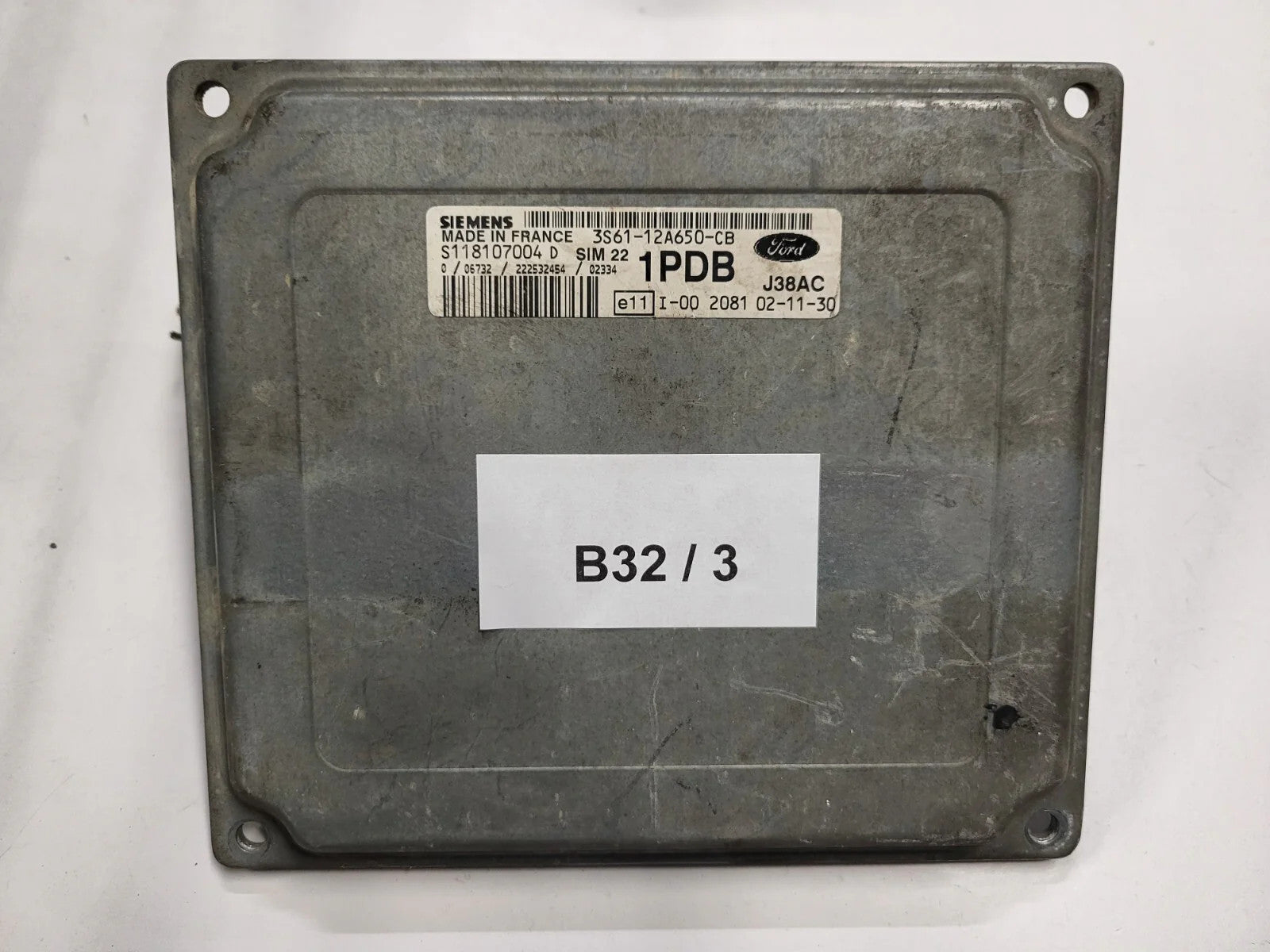 Ford ECU / S118107004D / 3S61-12A650-CB / 1PDB / SIM22 / J38AC / SIEMENS