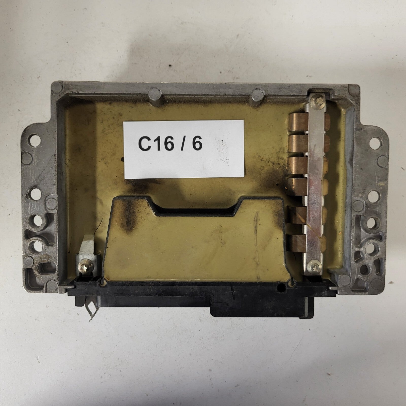 Renault ECU / S115301100C / HOM7700108814 / 7700110258 / S115301100 / SIEMENS