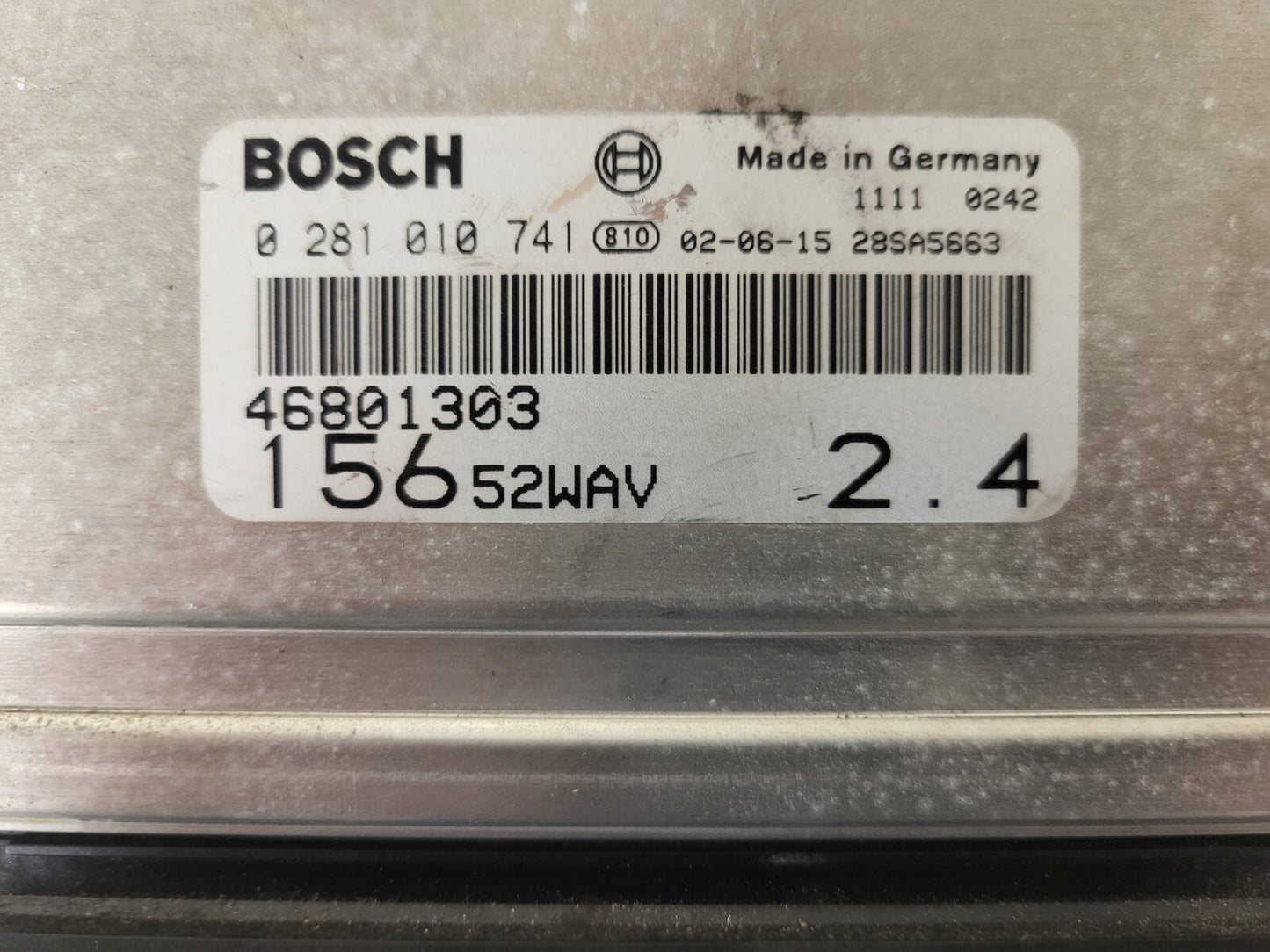 ALFA ROMEO 156 2.4 JTD / 0281010741 / 46801303 / BOSCH