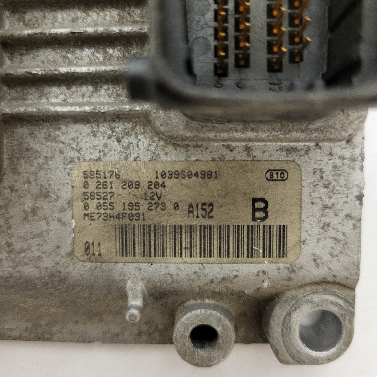 FIAT PUNTO ECU / 0261208204 / 00551952730 / 055195273 / BOSCH