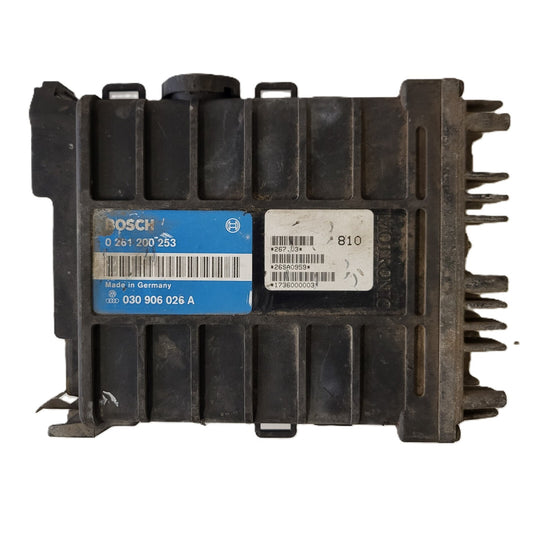 VW VOLKSWAGEN POLO 1.0 ECU / 0261200253 / 030906026A / BOSCH 