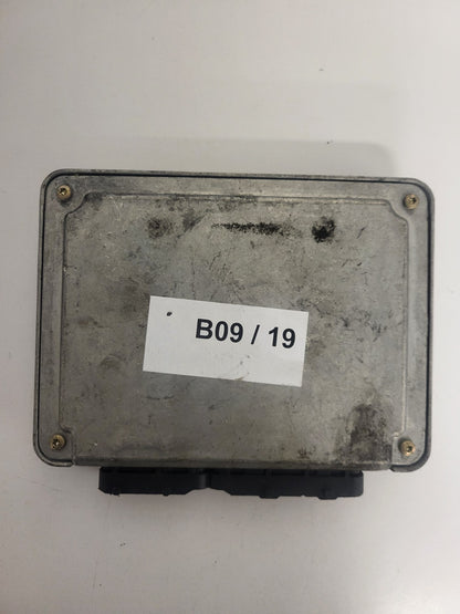 OPEL ASTRA G ECU / 0281001971 / 09180353 / DX / BOSCH