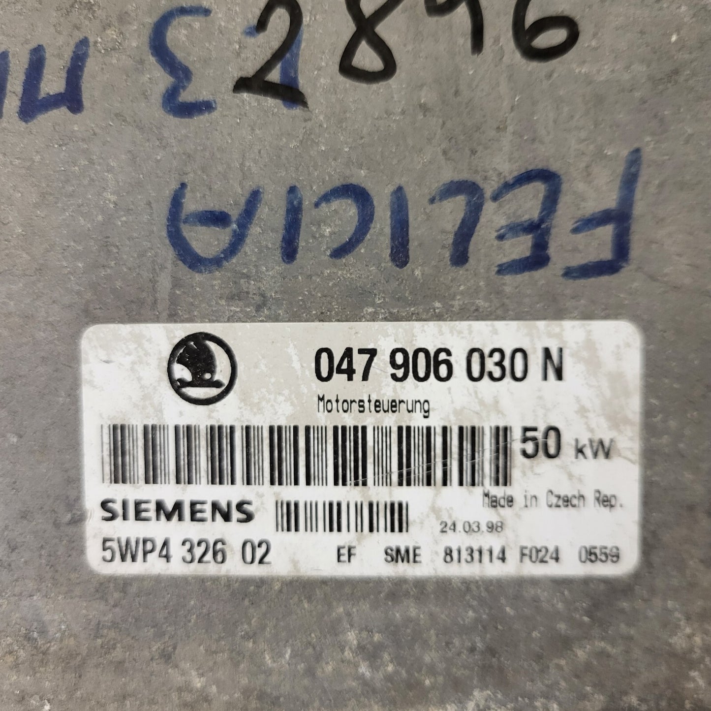 ŠKODA FELICIA ECU / 047906030N / 5WP432602 / 5WP4 326 / SIEMENS