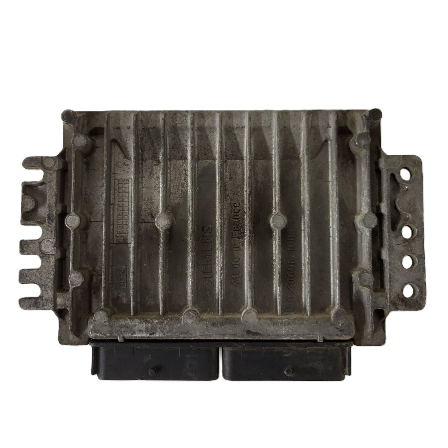 Renault ECU / S110115000B / S110115000 / 8200162378 / 8200029658 / SIEMENS